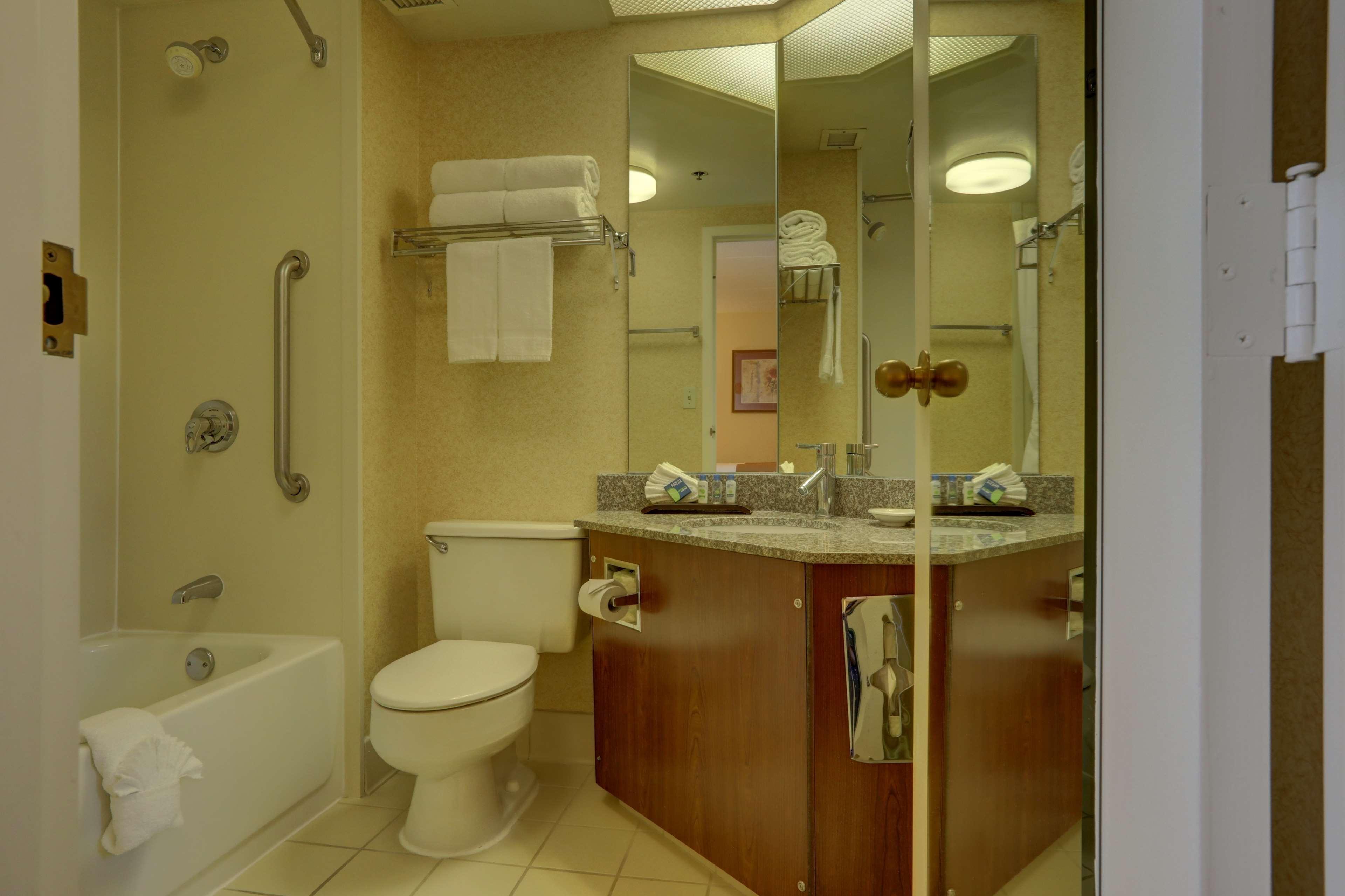 Surestay Plus Hotel By Best Western Chicago Lombard Cameră foto