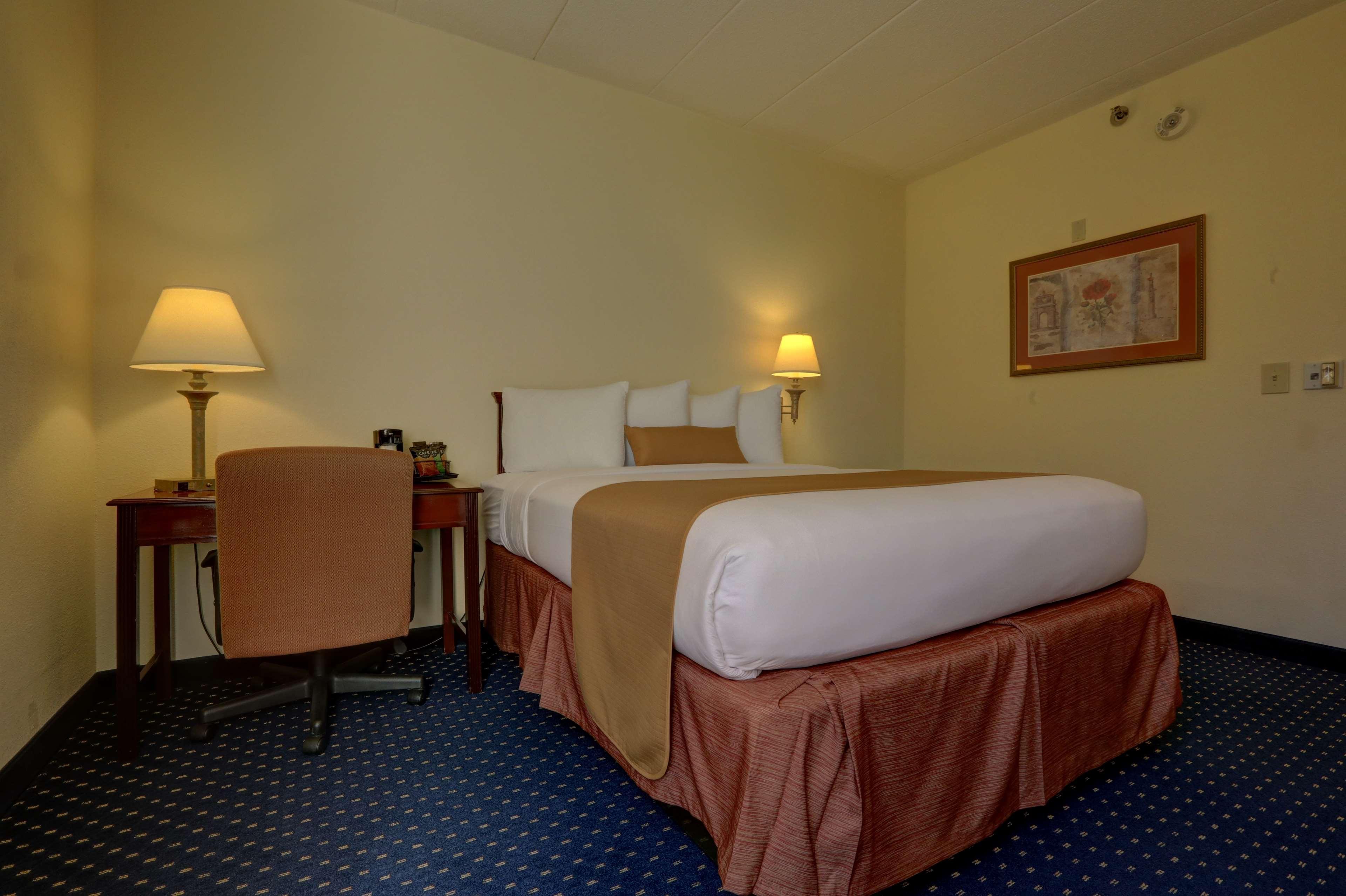 Surestay Plus Hotel By Best Western Chicago Lombard Cameră foto
